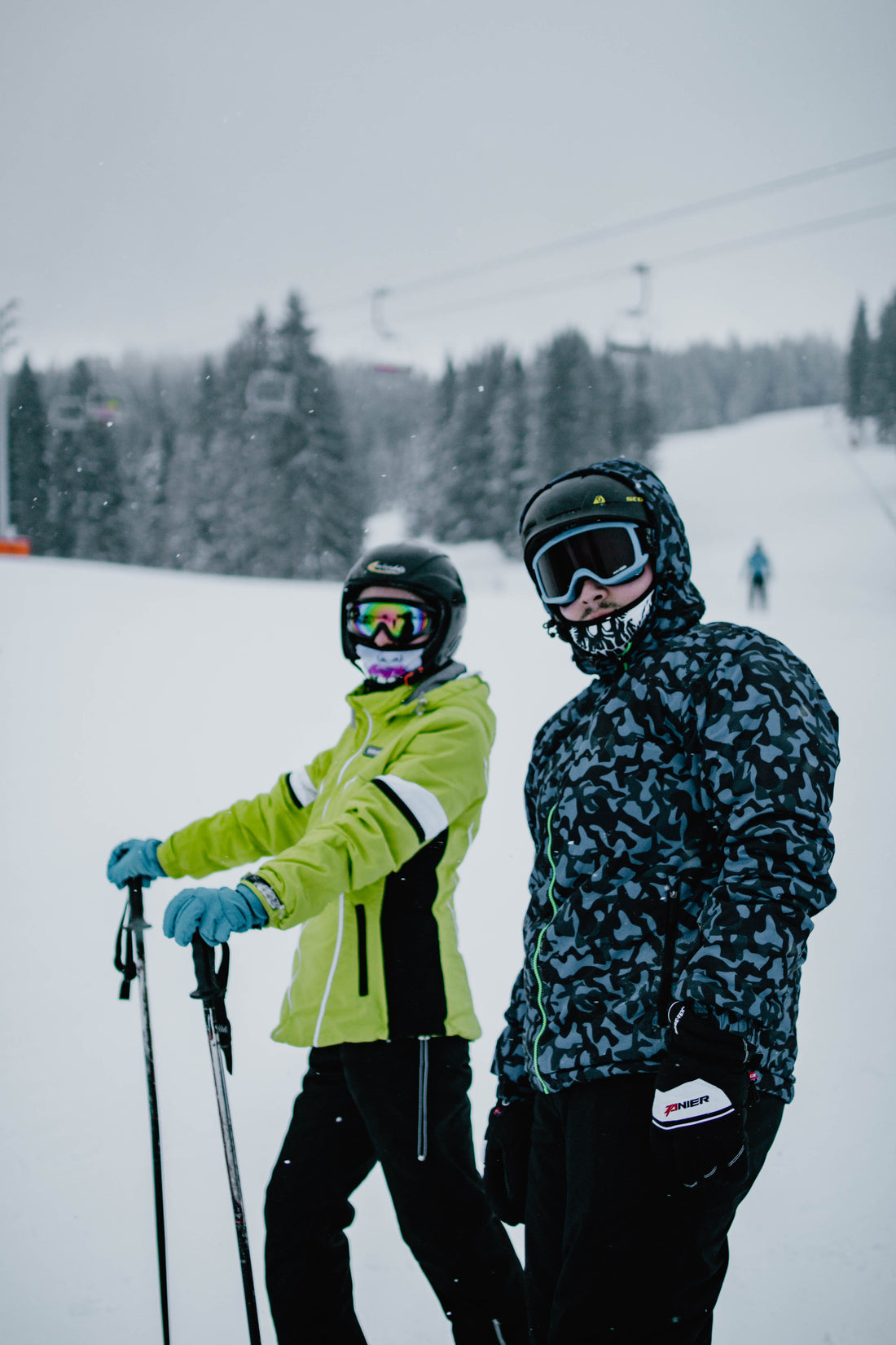 Unraveling the Trails: The Distinct Worlds of Cross Country and Alpine Skiing